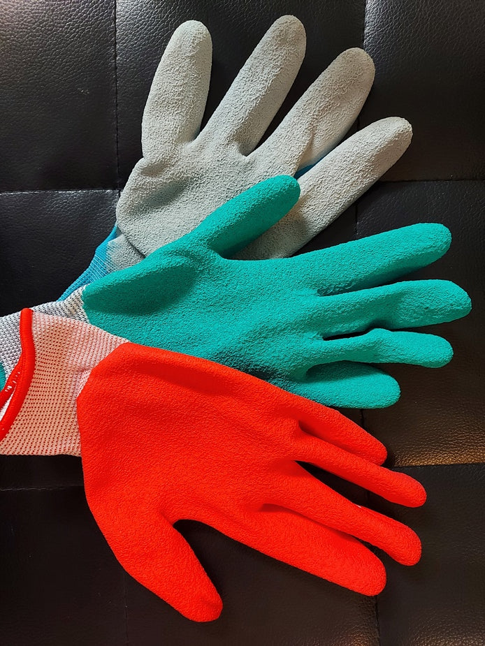 Gardening Gloves - One Size -  Small / Medium